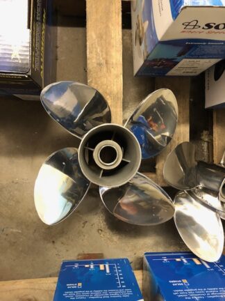 Used Solas 9553-143-17 4 Blade SS